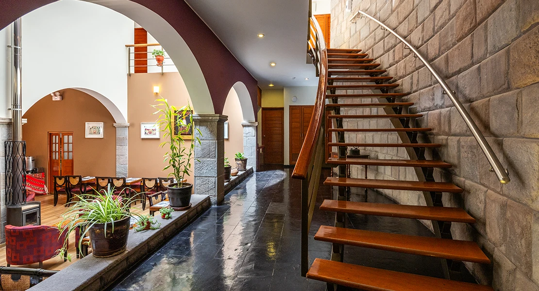 galeria interior cusco 2